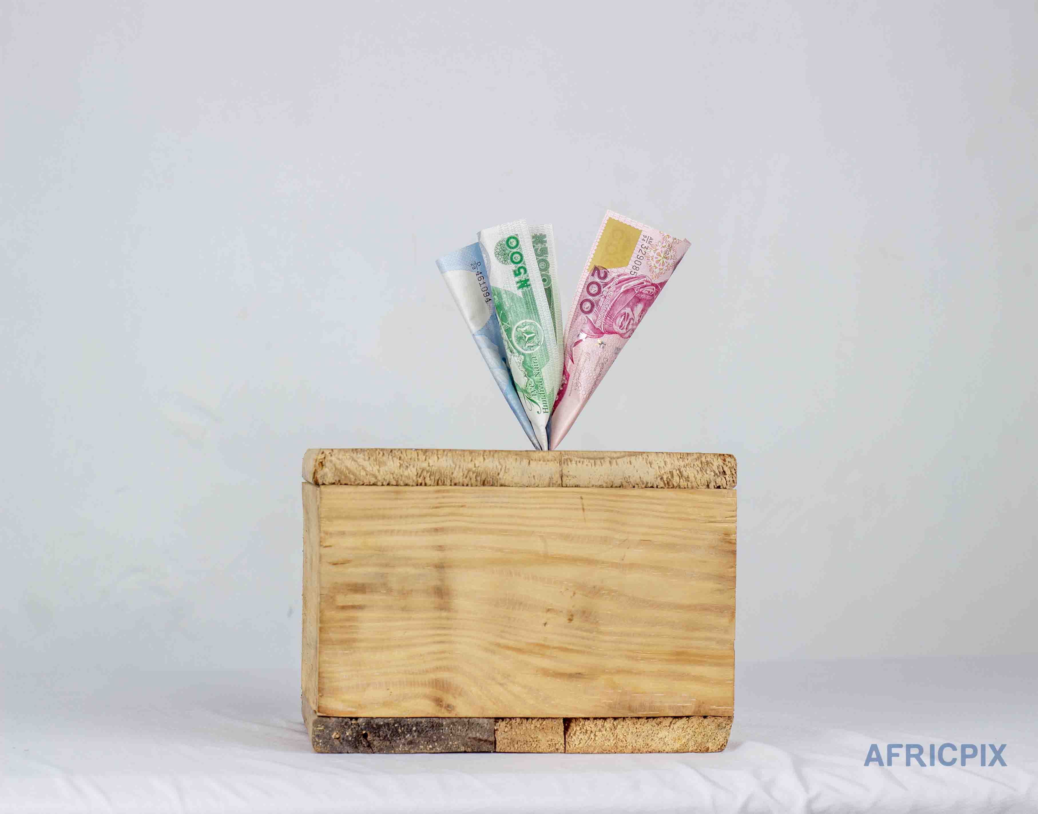 Saving Box Kolo and Naira Front View